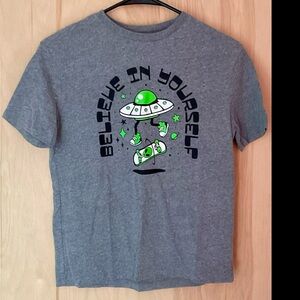 Old Navy Believe In Yourself Alien Boys Large Tee Shirt - EUC